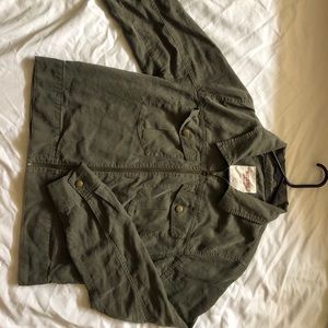 Women’s zip up jacket